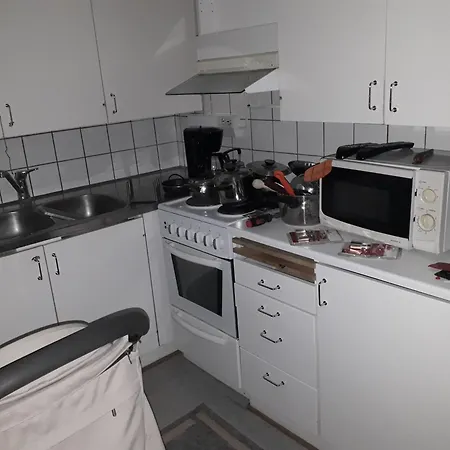 Apartamento Rowhouse For 4 People With 2 Kemi